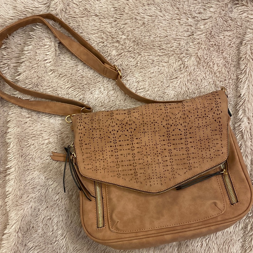 Tan faux leather messenger bag